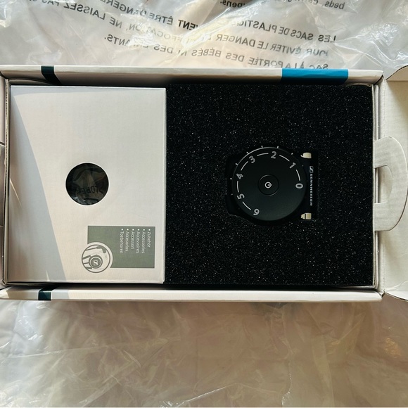 SENNHEISER SET 840-S Wireless TV LISTENING SYSTEM with Body Pack Receiver - NEW - Picture 5 of 7